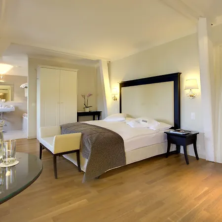 Otel Chateau D'ouchy 4*