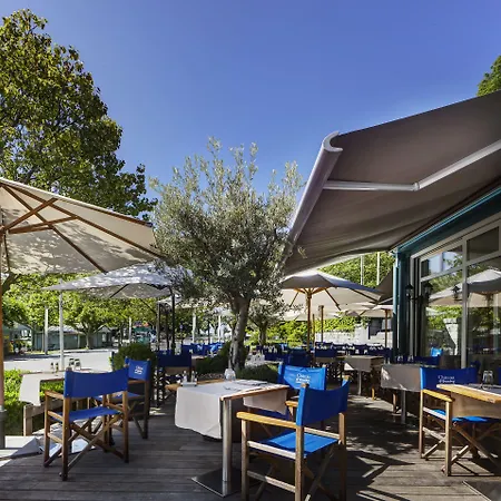 Chateau D'ouchy Otel 4*