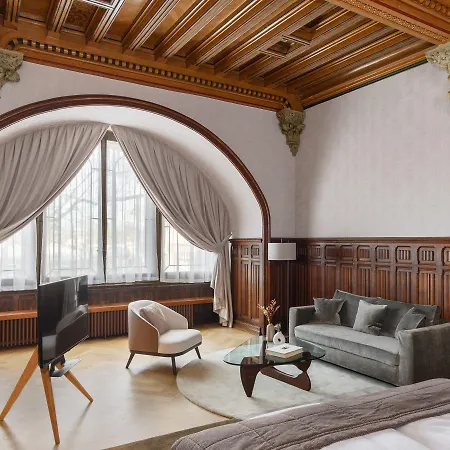 Chateau D'ouchy Hotel