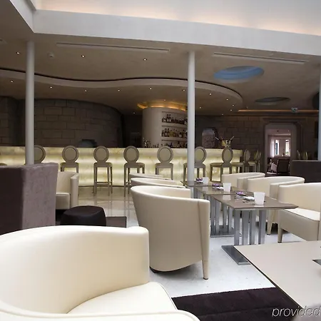 Chateau D'ouchy Otel