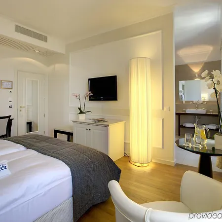 Chateau D'ouchy Hotel 4*