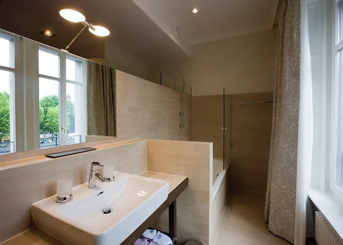 Hotel Château D'ouchy 4*