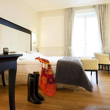 Hotel Château D'ouchy 4*